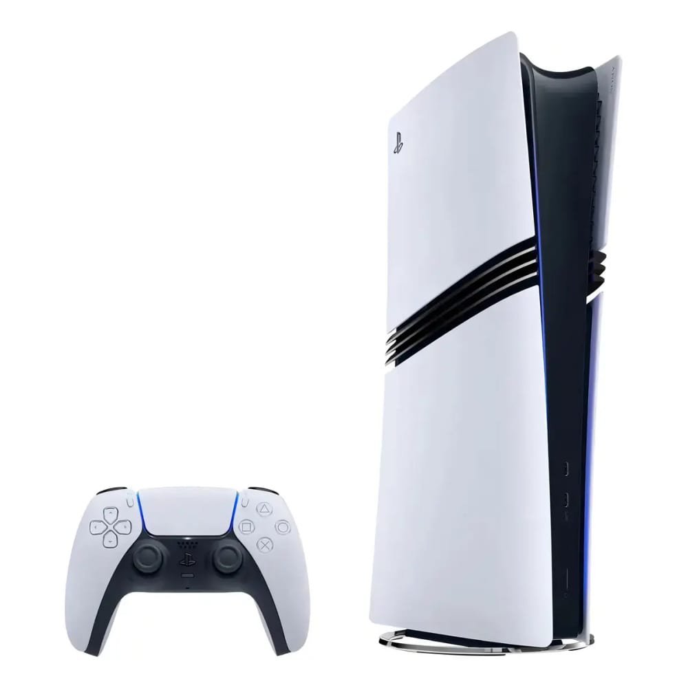 Console PlayStation 5 branco na vertical com controle DualSense branco ao lado, vista lateral em fundo branco, disponível na GameCell em Itajaí.